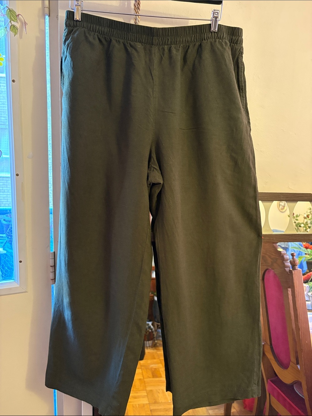 H&M Dark Olive Straight-Leg Pull-On Pants. Linen. Blend